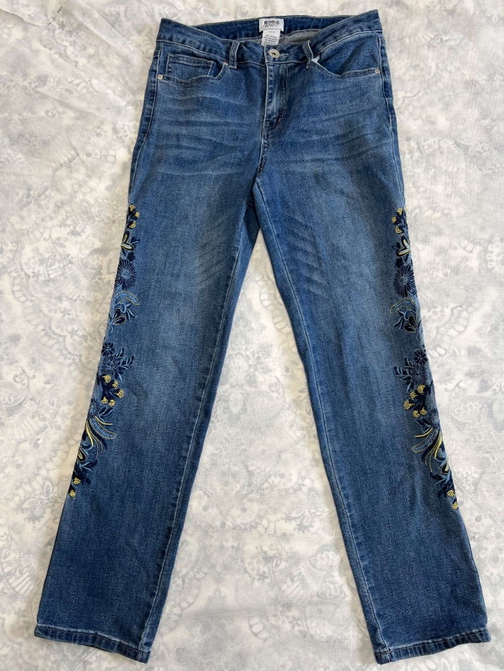Monroe & Main Sz 10 Floral Embroidered Boho Flower Straight Leg Jeans Y2K Hippie